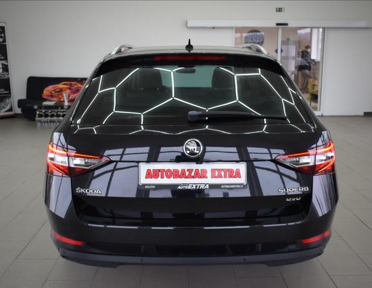 Škoda Superb 7