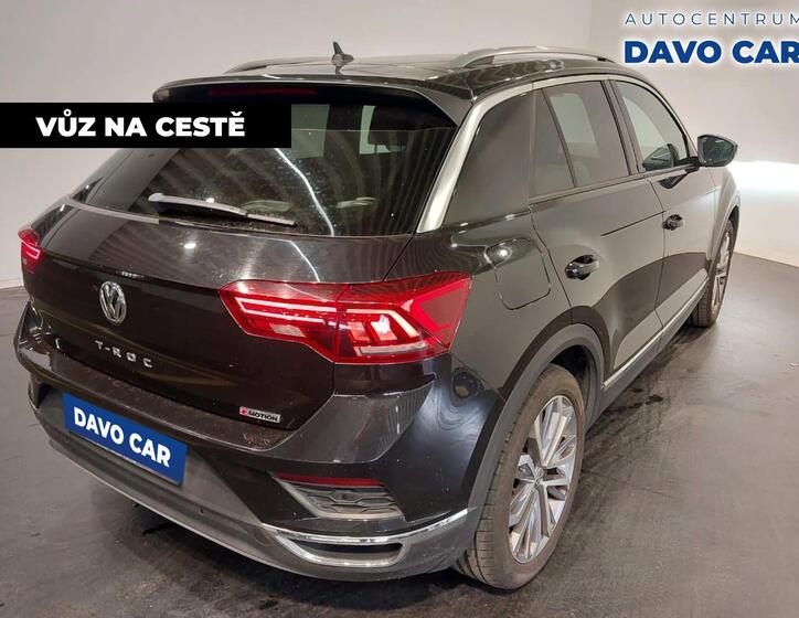 Volkswagen T-Roc 4