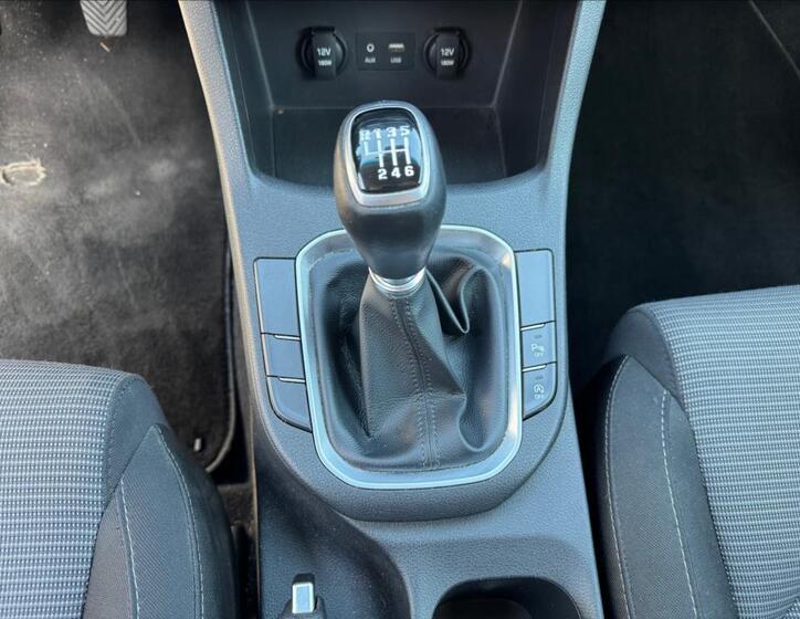 Hyundai i30 19