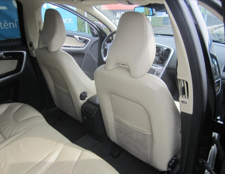 Volvo XC60 23