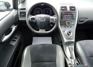 Toyota Auris 7
