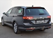 Volkswagen Passat 9
