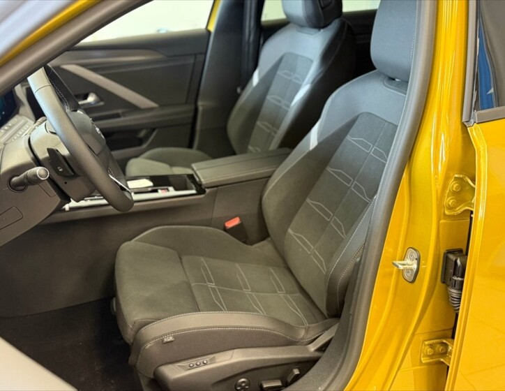 Opel Astra 6