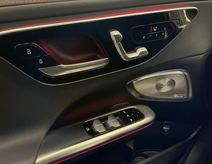 Mercedes-Benz Třídy C 12