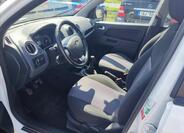 Ford Fusion 9