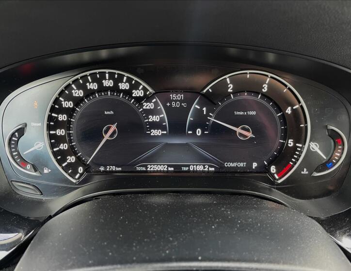 BMW Řada 5 13