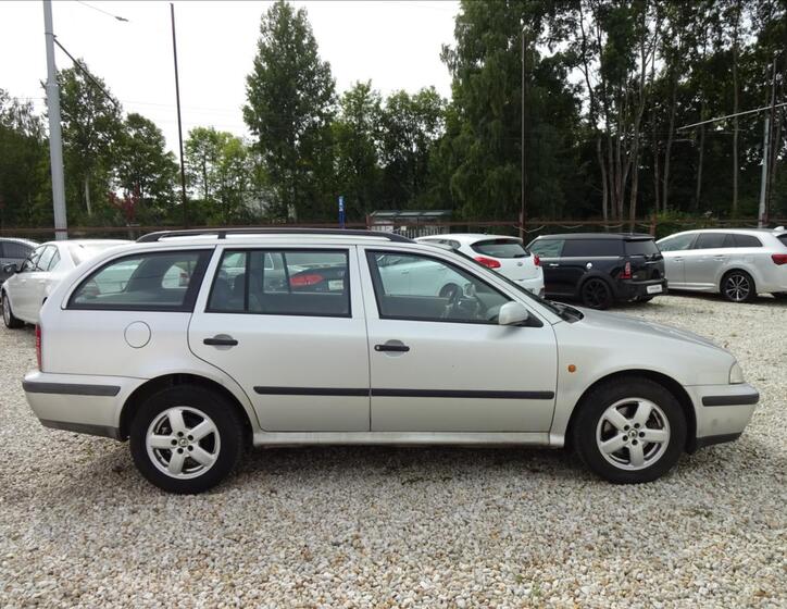 Škoda Octavia 8