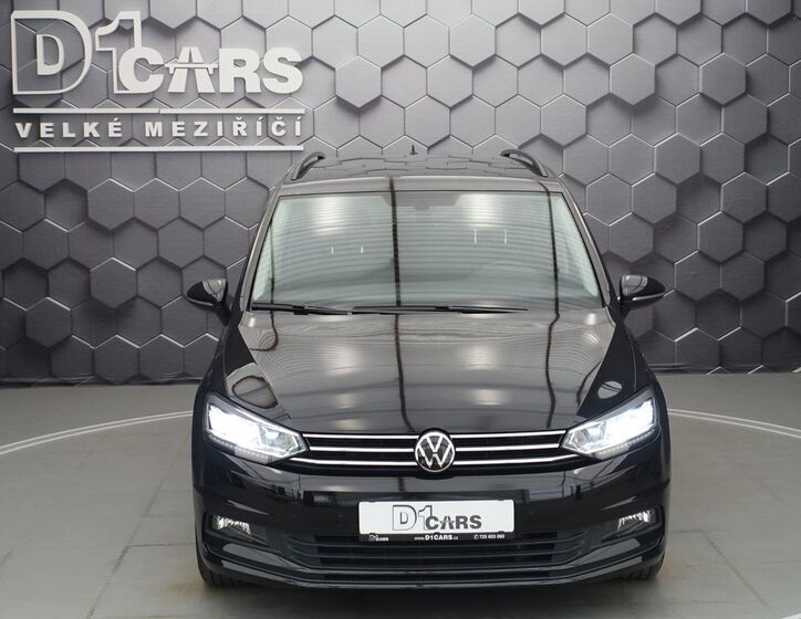 Volkswagen Touran 7