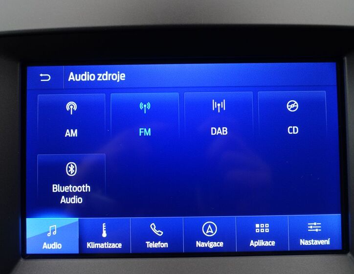 Ford Galaxy 18