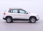 Volkswagen Tiguan 8