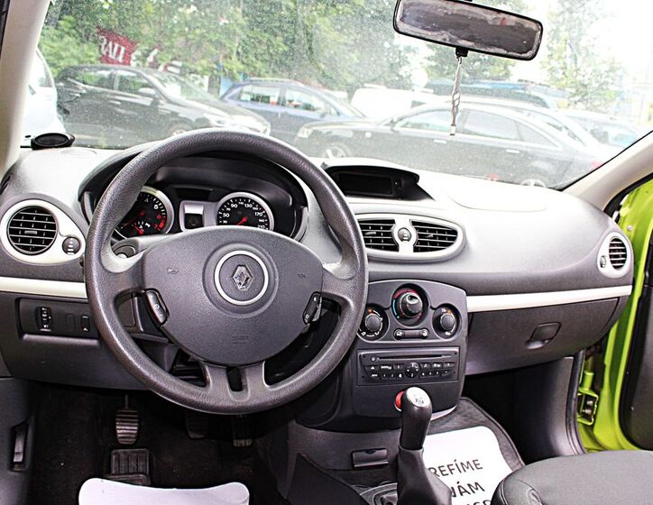 Renault Clio 20