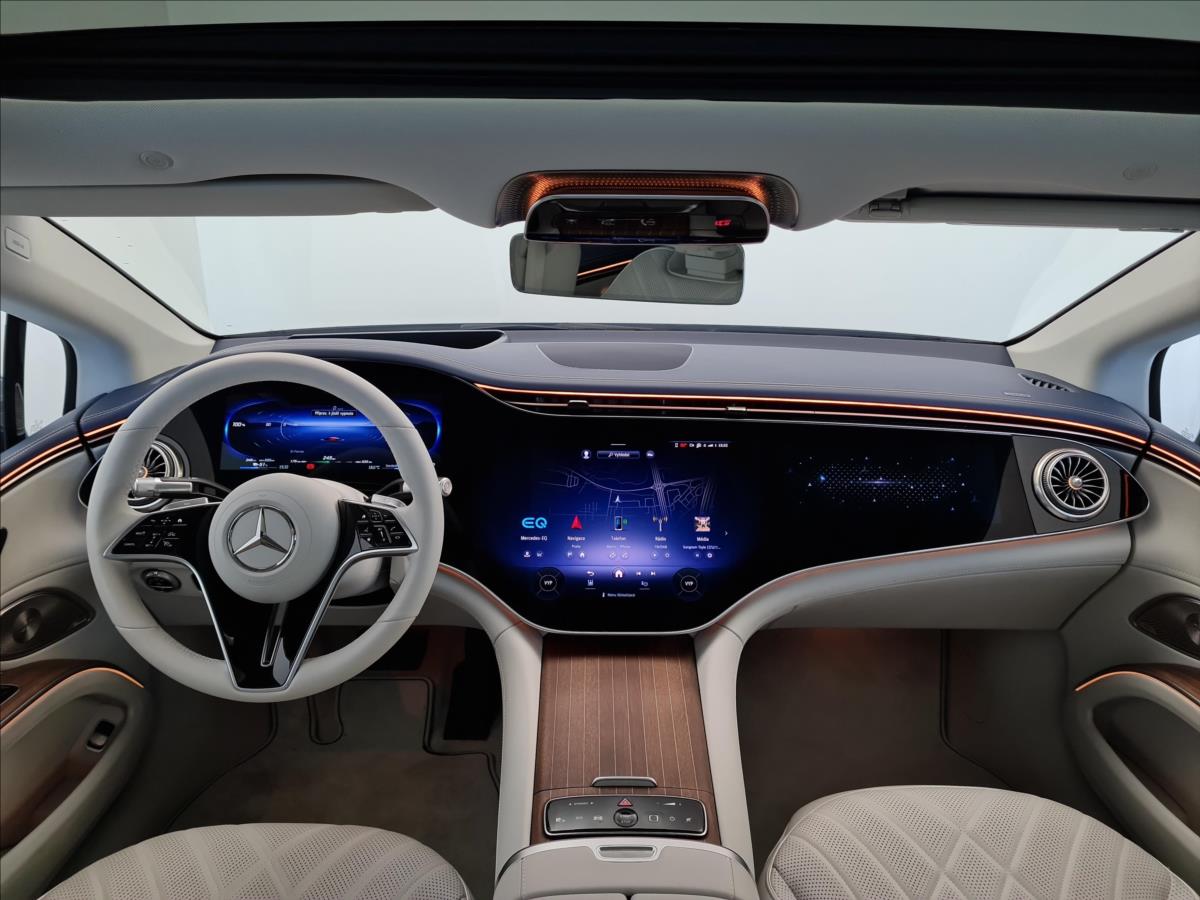 Mercedes-Benz EQS