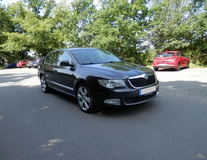 Škoda Superb 3