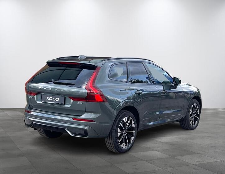 Volvo XC60 4