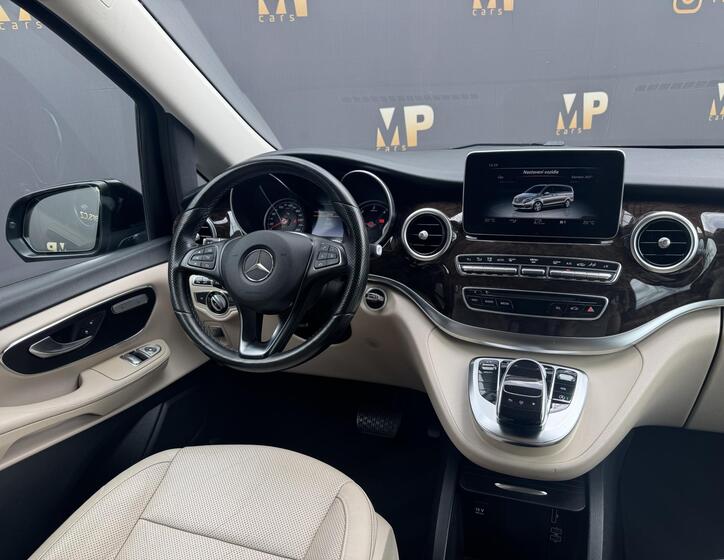Mercedes-Benz Třídy V 12