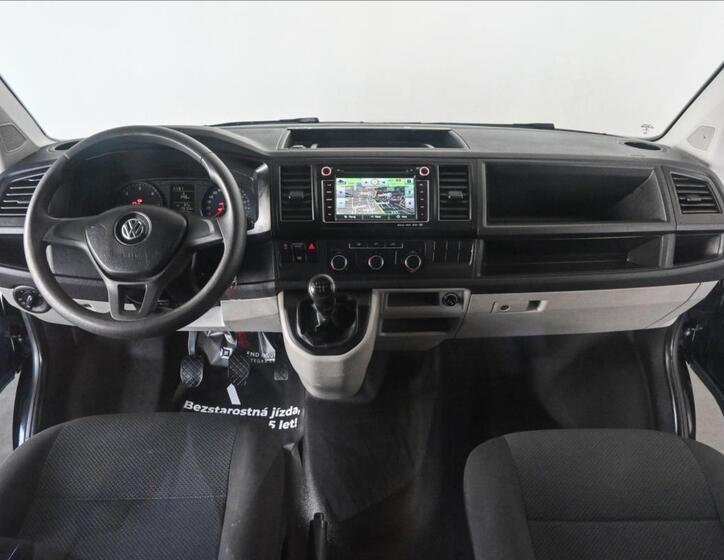 Volkswagen Transporter 12