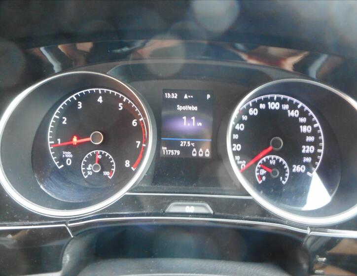Volkswagen Touran 12
