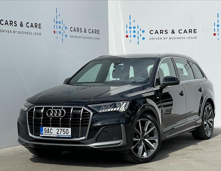 Audi Q7 1