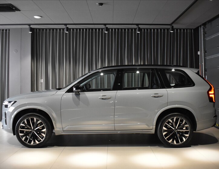 Volvo XC90 2