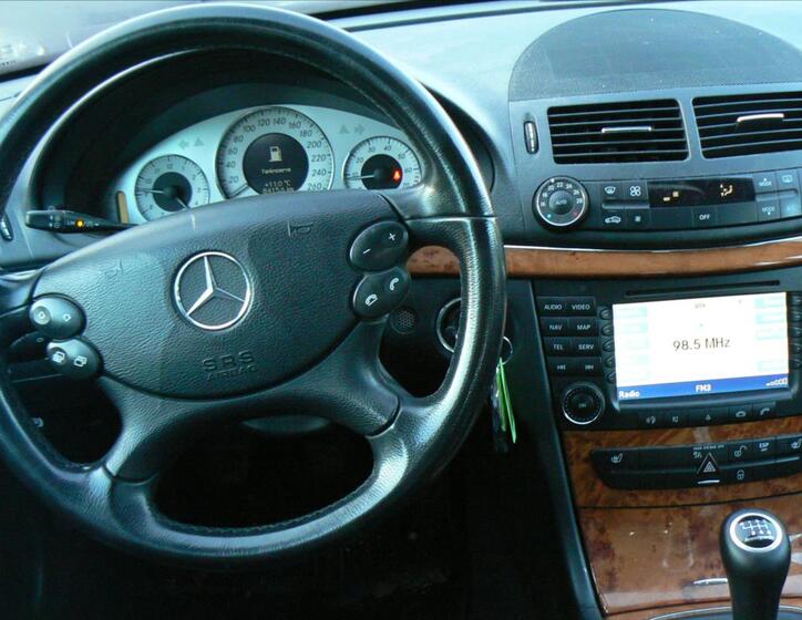 Mercedes-Benz Třídy E 10