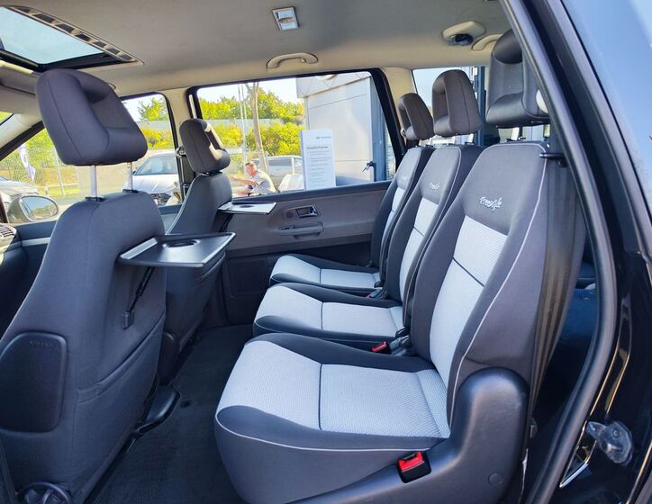 Volkswagen Sharan 11