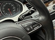 Audi A8 30