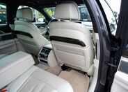 BMW Řada 7 28