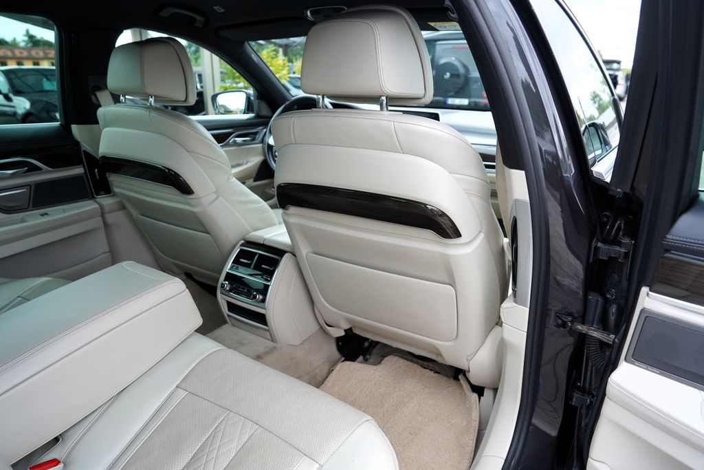 BMW Řada 7