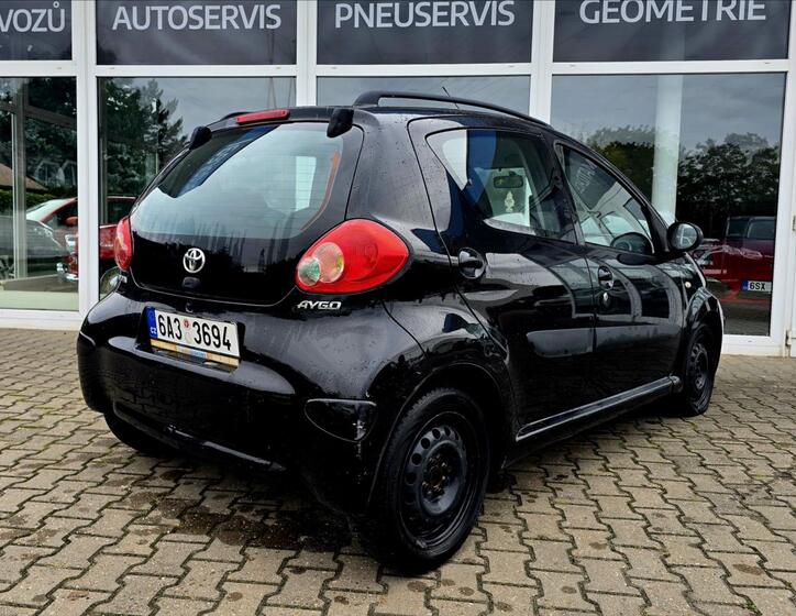 Toyota Aygo 6