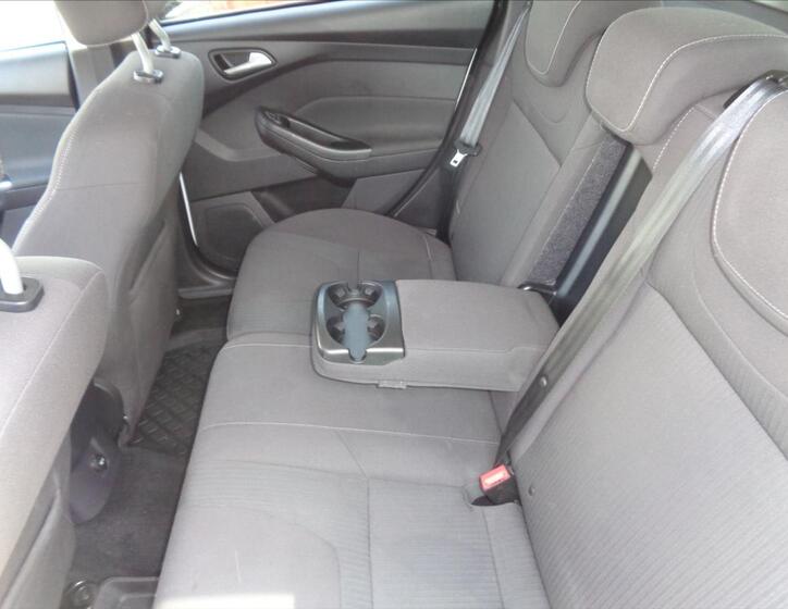Ford Focus 17