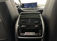 BMW X7 16