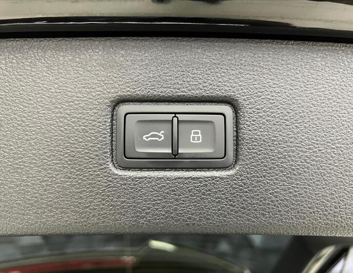 Audi SQ7 36
