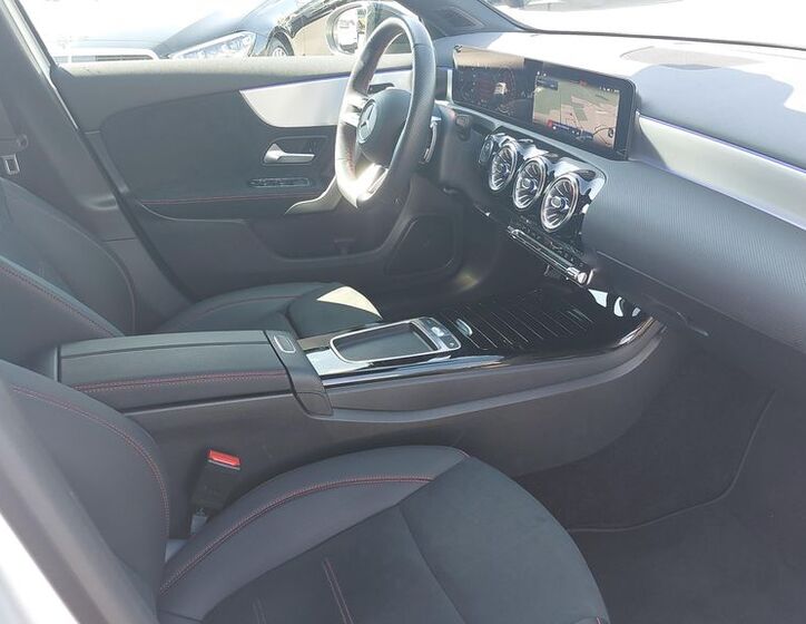 Mercedes-Benz Třídy A 10