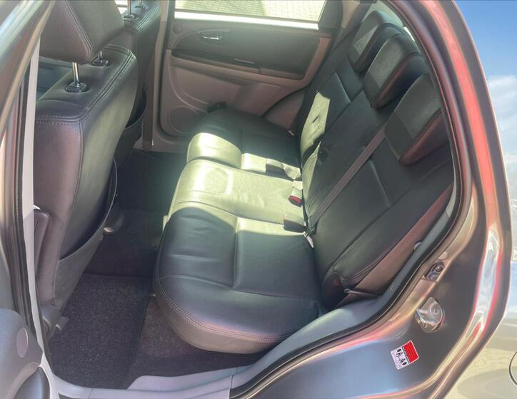 Suzuki SX4 11