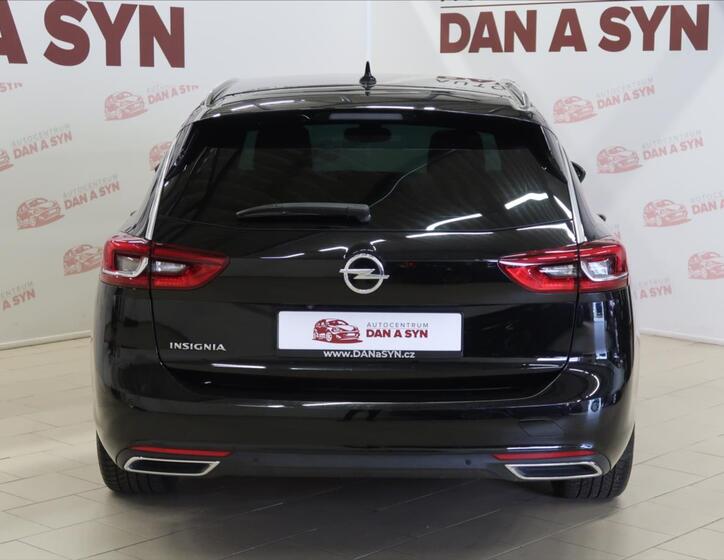 Opel Insignia 5