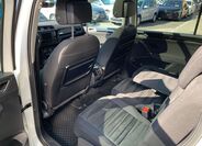 Volkswagen Touran 19