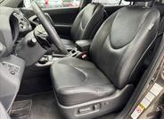Toyota RAV4 30