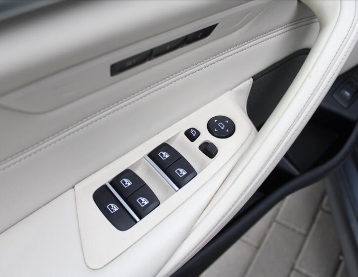 BMW Řada 5 26