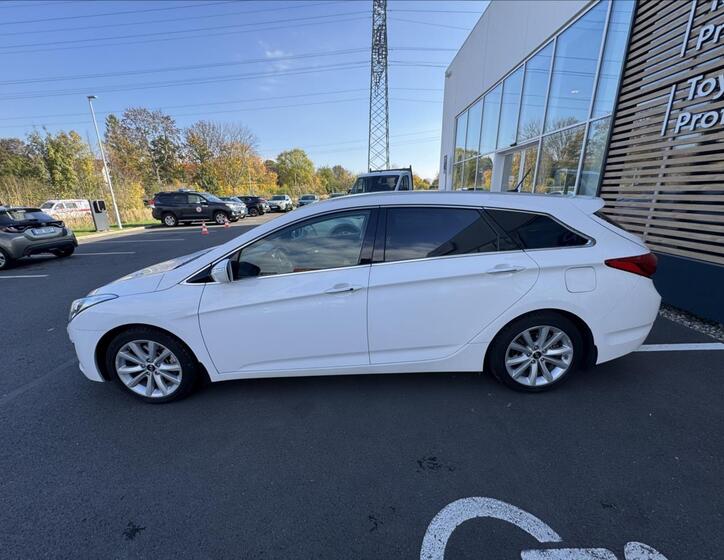 Hyundai i40 4