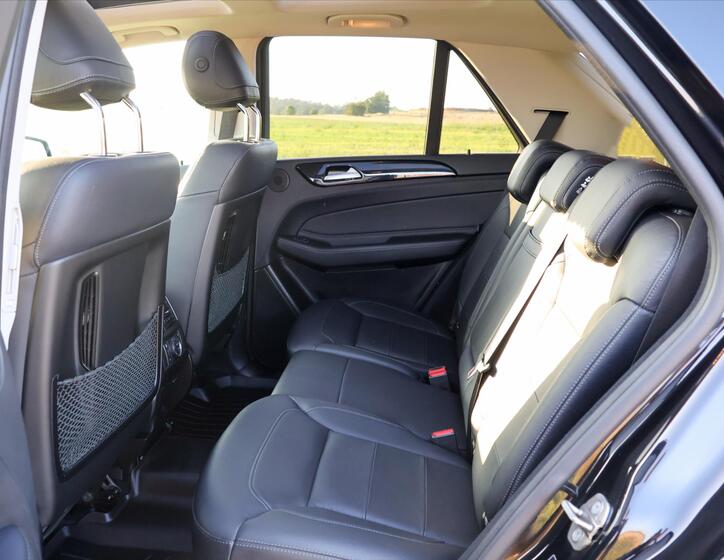 Mercedes-Benz GLE 16