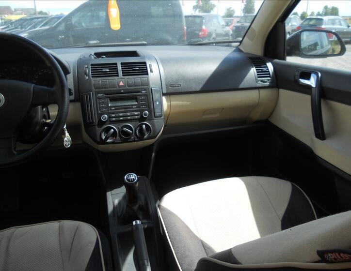 Volkswagen Polo 14