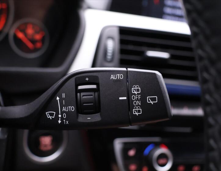 BMW Řada 3 22