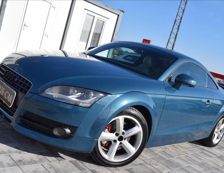 Audi TT 1