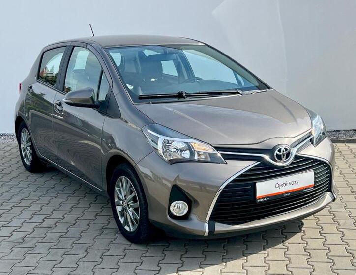 Toyota Yaris 6