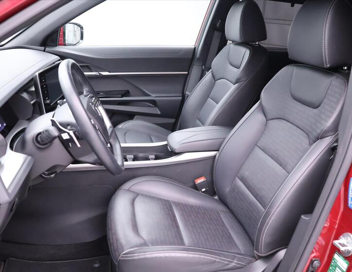SsangYong Torres 12