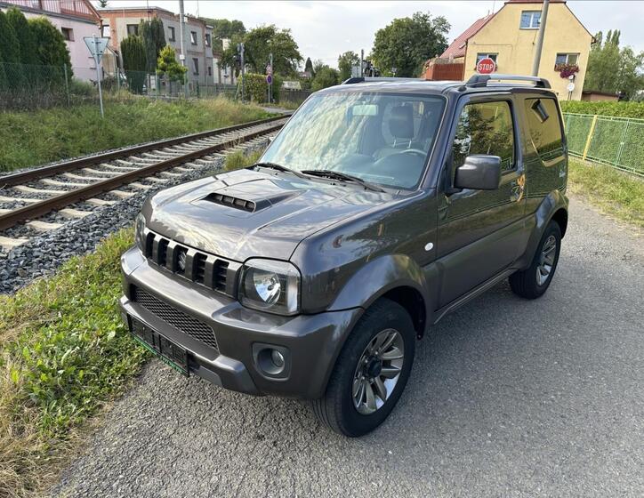 Suzuki Jimny 10