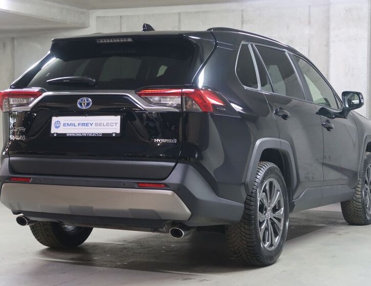 Toyota RAV4 5