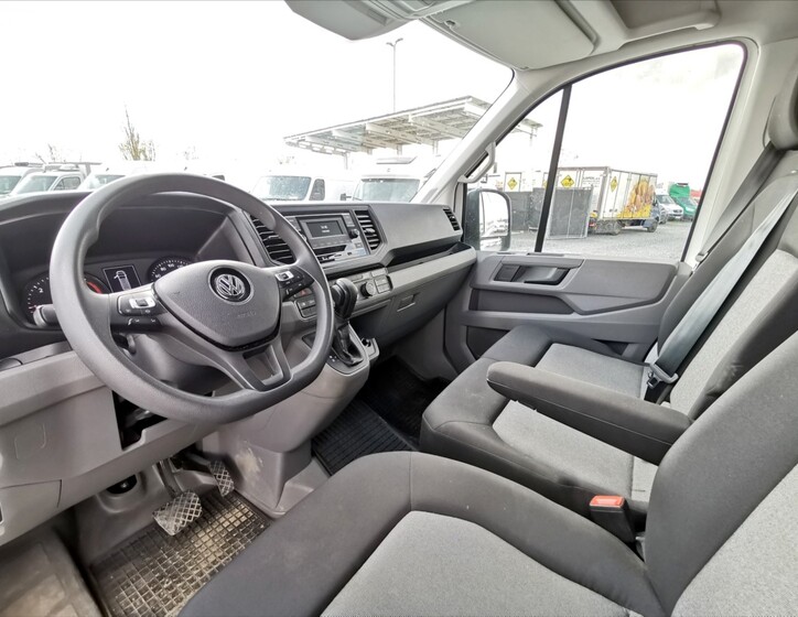 Volkswagen Crafter 6