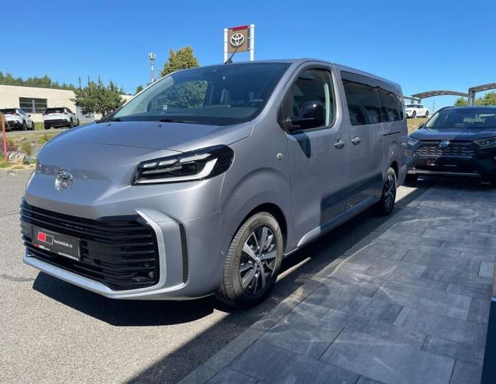 Toyota ProAce Verso 3