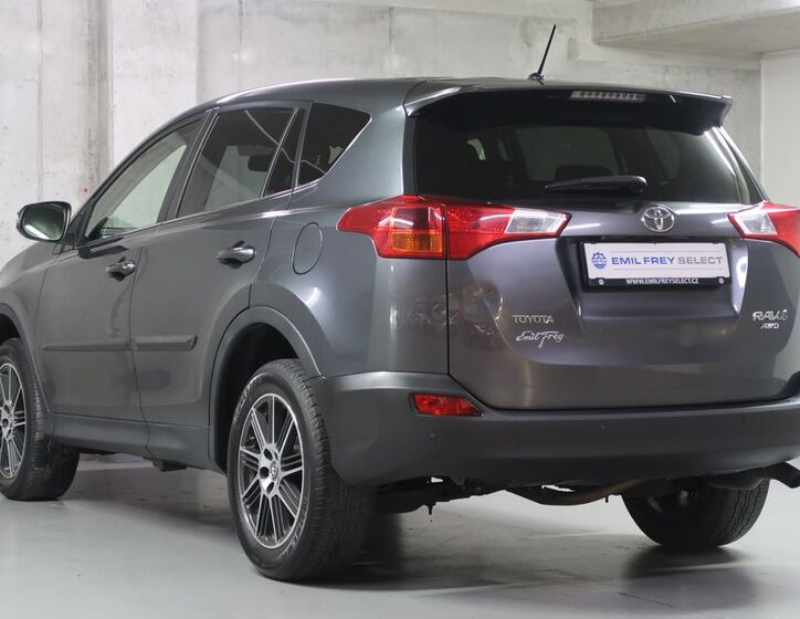 Toyota RAV4 7